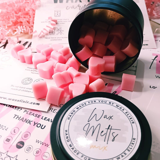 Mini Hearts Scented Wax Melts in Pink